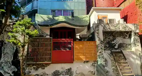 歌舞伎町弁財天(東京都)