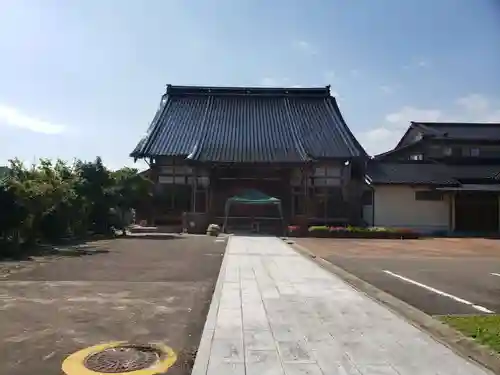 光源寺の本殿・本堂