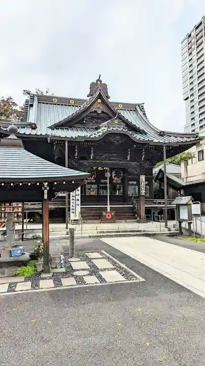 覚林寺の本殿・本堂