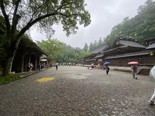 熊野本宮大社の{uncategorized: "未分類", other: "その他", undefined: "問題あり", building: "その他建物", grave: "お墓", sacred_gate: "鳥居", guardian: "狛犬", statue: "像", buddha: "仏像", history: "歴史", nature: "自然", garden: "庭園", animal: "動物", pagoda: "塔", temizu: "手水舎", mountain_gate: "山門・神門", sanctuary: "本殿・本堂", subordinate: "末社・摂社", art: "芸術", scenery: "景色", jizo: "地蔵", ema: "絵馬", goshuin: "御朱印", omikuji: "おみくじ", items: "授与品その他", amulet: "お守り", goshuincho: "御朱印帳", eats: "食事", festival: "お祭り", votive_dance: "神楽", shichigosan: "七五三参", wedding: "結婚式", experience: "体験その他", initially: "初詣", around: "周辺", anti_infection: "感染症対策"}