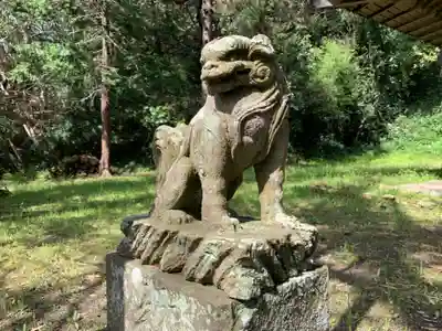 御嶽神社の狛犬
