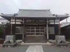 常念寺の本殿