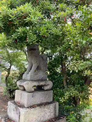 稲荷神社の狛犬