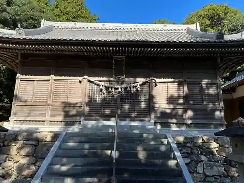 阿志神社の本殿・本堂