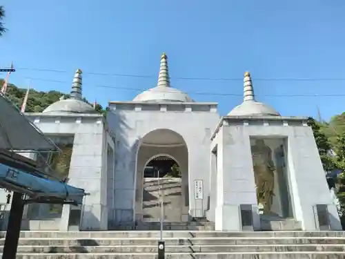 最上稲荷山妙教寺(岡山県)