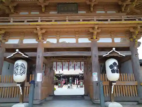 総持寺の山門・神門