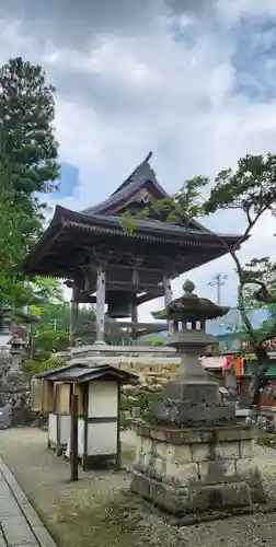 西方寺の建物その他