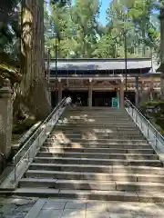 高野山金剛峯寺奥の院(和歌山県)