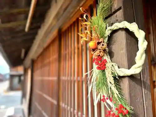 白鳥神社の建物その他