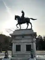 宮城縣護國神社の{uncategorized: "未分類", other: "その他", undefined: "問題あり", building: "その他建物", grave: "お墓", sacred_gate: "鳥居", guardian: "狛犬", statue: "像", buddha: "仏像", history: "歴史", nature: "自然", garden: "庭園", animal: "動物", pagoda: "塔", temizu: "手水舎", mountain_gate: "山門・神門", sanctuary: "本殿・本堂", subordinate: "末社・摂社", art: "芸術", scenery: "景色", jizo: "地蔵", ema: "絵馬", goshuin: "御朱印", omikuji: "おみくじ", items: "授与品その他", amulet: "お守り", goshuincho: "御朱印帳", eats: "食事", festival: "お祭り", votive_dance: "神楽", shichigosan: "七五三参", wedding: "結婚式", experience: "体験その他", initially: "初詣", around: "周辺", anti_infection: "感染症対策"}