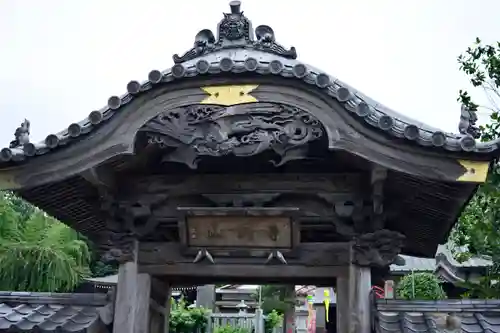 寺岡山元三大師の山門・神門