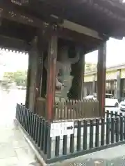 宝仙寺の像