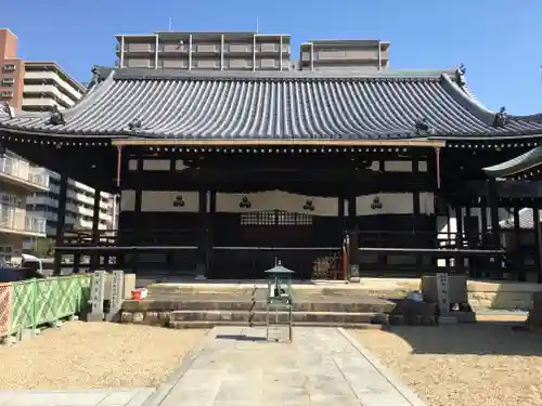 鶴満寺の本殿・本堂