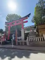 京濱伏見稲荷神社の{uncategorized: "未分類", other: "その他", undefined: "問題あり", building: "その他建物", grave: "お墓", sacred_gate: "鳥居", guardian: "狛犬", statue: "像", buddha: "仏像", history: "歴史", nature: "自然", garden: "庭園", animal: "動物", pagoda: "塔", temizu: "手水舎", mountain_gate: "山門・神門", sanctuary: "本殿・本堂", subordinate: "末社・摂社", art: "芸術", scenery: "景色", jizo: "地蔵", ema: "絵馬", goshuin: "御朱印", omikuji: "おみくじ", items: "授与品その他", amulet: "お守り", goshuincho: "御朱印帳", eats: "食事", festival: "お祭り", votive_dance: "神楽", shichigosan: "七五三参", wedding: "結婚式", experience: "体験その他", initially: "初詣", around: "周辺", anti_infection: "感染症対策"}