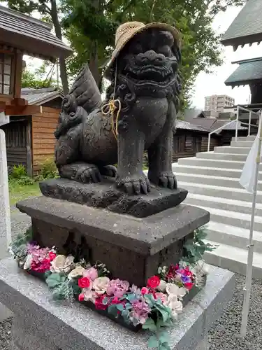 札幌諏訪神社の狛犬
