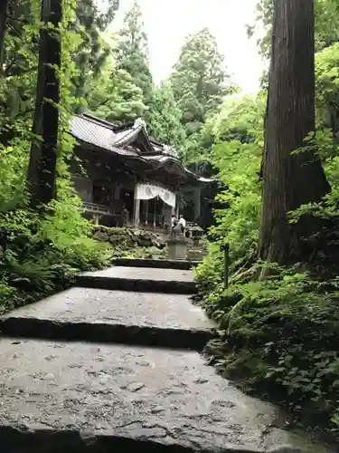 十和田神社の本殿