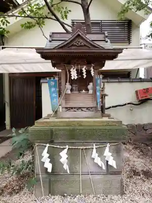 東神社の末社・摂社