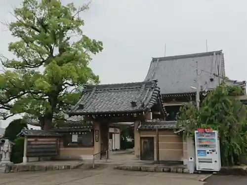 観音寺の山門・神門