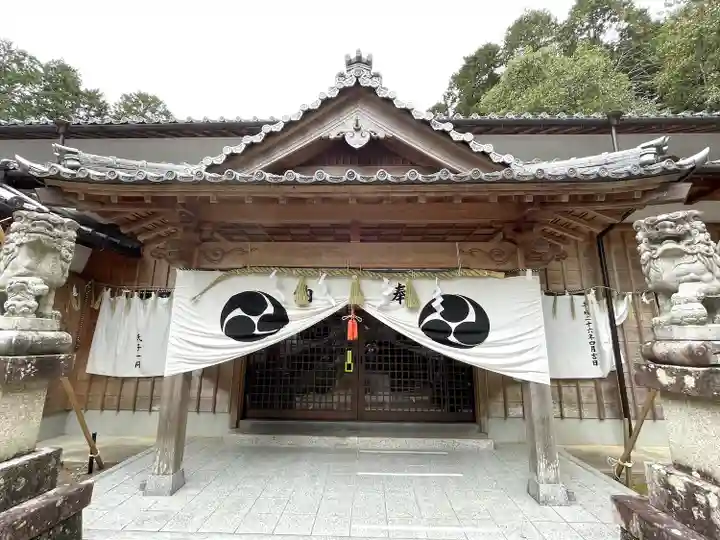 大乃己所神社の本殿・本堂