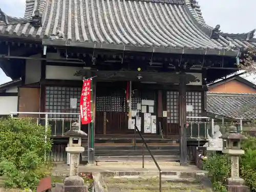 龍象寺の{uncategorized: "未分類", other: "その他", undefined: "問題あり", building: "その他建物", grave: "お墓", sacred_gate: "鳥居", guardian: "狛犬", statue: "像", buddha: "仏像", history: "歴史", nature: "自然", garden: "庭園", animal: "動物", pagoda: "塔", temizu: "手水舎", mountain_gate: "山門・神門", sanctuary: "本殿・本堂", subordinate: "末社・摂社", art: "芸術", scenery: "景色", jizo: "地蔵", ema: "絵馬", goshuin: "御朱印", omikuji: "おみくじ", items: "授与品その他", amulet: "お守り", goshuincho: "御朱印帳", eats: "食事", festival: "お祭り", votive_dance: "神楽", shichigosan: "七五三参", wedding: "結婚式", experience: "体験その他", initially: "初詣", around: "周辺", anti_infection: "感染症対策"}