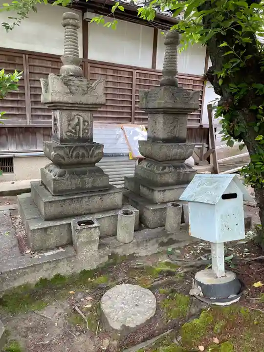 聖天山正圓寺の塔