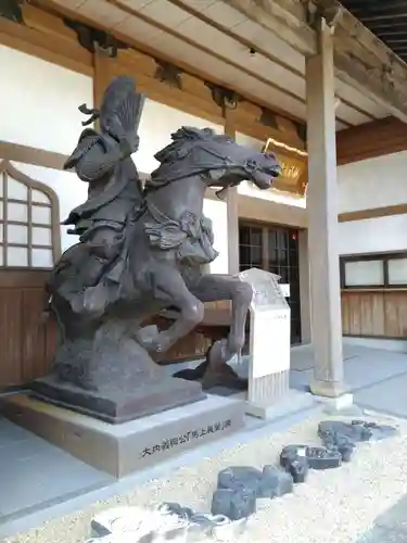 龍福寺の像