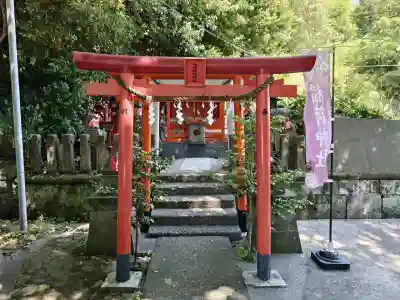 海南神社の{uncategorized: "未分類", other: "その他", undefined: "問題あり", building: "その他建物", grave: "お墓", sacred_gate: "鳥居", guardian: "狛犬", statue: "像", buddha: "仏像", history: "歴史", nature: "自然", garden: "庭園", animal: "動物", pagoda: "塔", temizu: "手水舎", mountain_gate: "山門・神門", sanctuary: "本殿・本堂", subordinate: "末社・摂社", art: "芸術", scenery: "景色", jizo: "地蔵", ema: "絵馬", goshuin: "御朱印", omikuji: "おみくじ", items: "授与品その他", amulet: "お守り", goshuincho: "御朱印帳", eats: "食事", festival: "お祭り", votive_dance: "神楽", shichigosan: "七五三参", wedding: "結婚式", experience: "体験その他", initially: "初詣", around: "周辺", anti_infection: "感染症対策"}