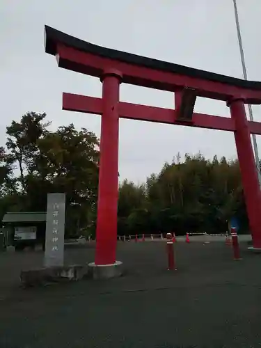 白笹稲荷神社の鳥居