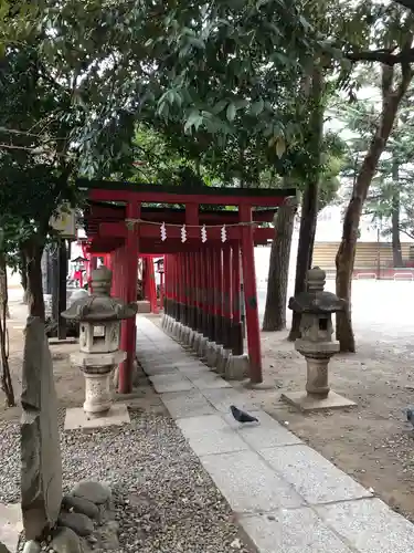 花園神社の鳥居