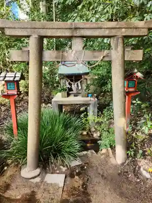 越木岩神社の末社・摂社