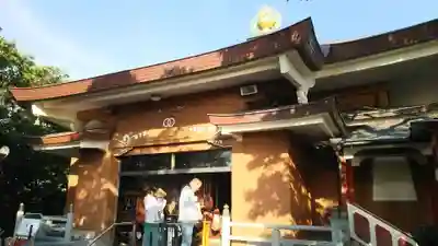 津照寺の本殿・本堂