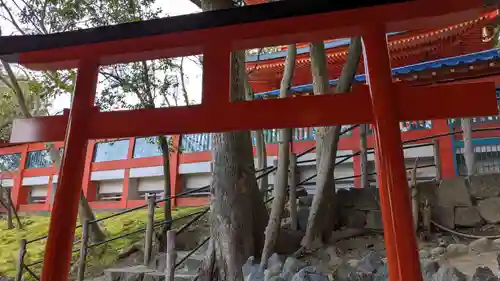 出世稲荷（須磨寺境内社）の鳥居