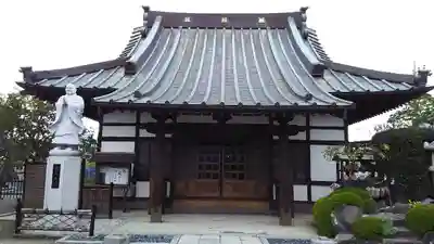 常在寺の本殿・本堂