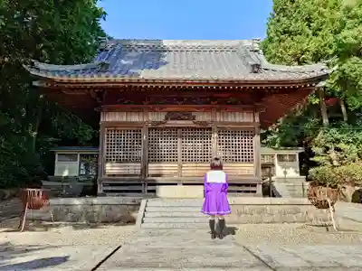 八柱社の本殿・本堂