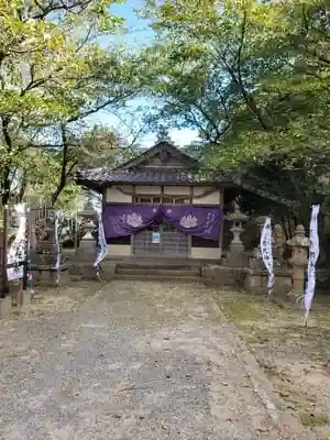 志布比神社の本殿