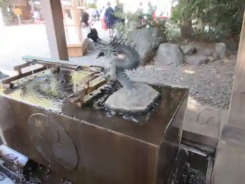 川越氷川神社の手水舎