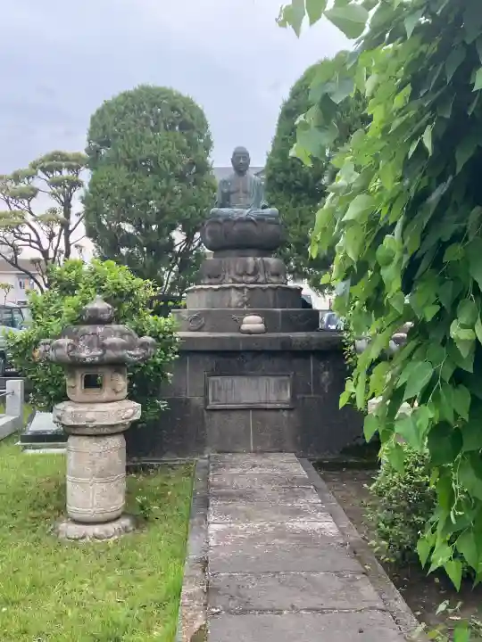 本立寺(神奈川県)