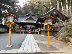 新倉富士浅間神社の本殿