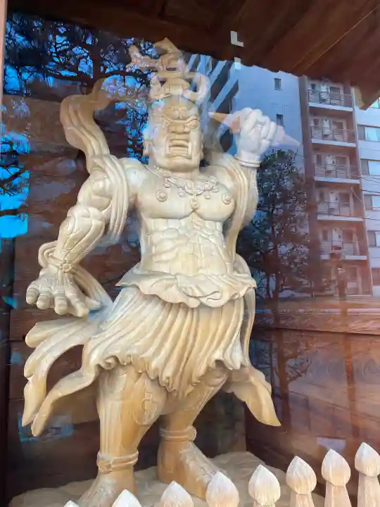 源長寺の{uncategorized: "未分類", other: "その他", undefined: "問題あり", building: "その他建物", grave: "お墓", sacred_gate: "鳥居", guardian: "狛犬", statue: "像", buddha: "仏像", history: "歴史", nature: "自然", garden: "庭園", animal: "動物", pagoda: "塔", temizu: "手水舎", mountain_gate: "山門・神門", sanctuary: "本殿・本堂", subordinate: "末社・摂社", art: "芸術", scenery: "景色", jizo: "地蔵", ema: "絵馬", goshuin: "御朱印", omikuji: "おみくじ", items: "授与品その他", amulet: "お守り", goshuincho: "御朱印帳", eats: "食事", festival: "お祭り", votive_dance: "神楽", shichigosan: "七五三参", wedding: "結婚式", experience: "体験その他", initially: "初詣", around: "周辺", anti_infection: "感染症対策"}