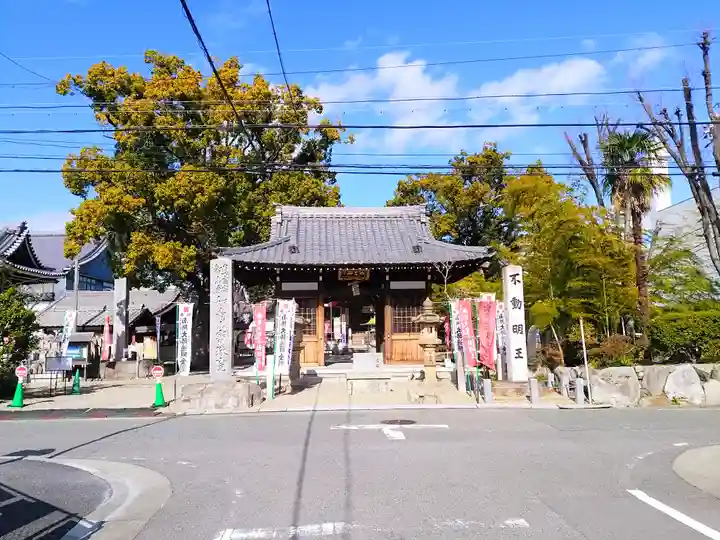 寳珠院(常楽寺)の山門・神門