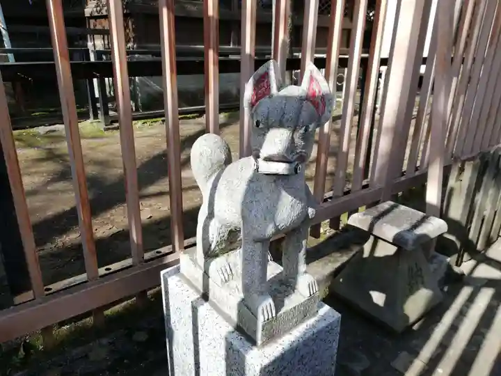 桐ヶ谷氷川神社の狛犬