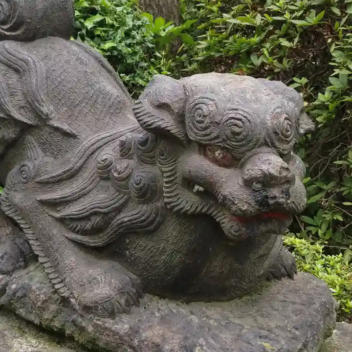 東大島神社の狛犬