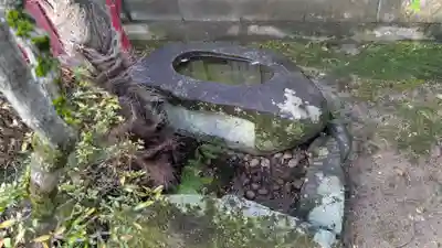 双和郷稲荷大明神の手水舎