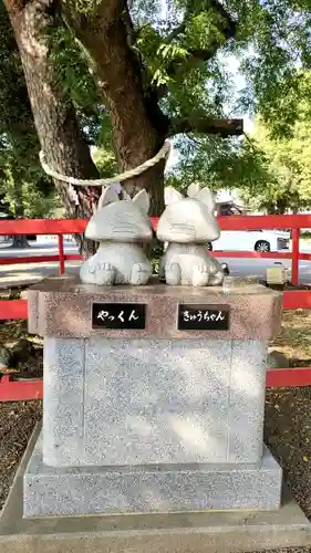 箭弓稲荷神社の像