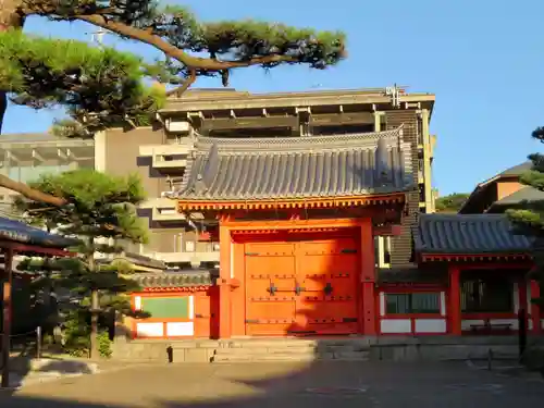 蓮華王院（三十三間堂）の山門