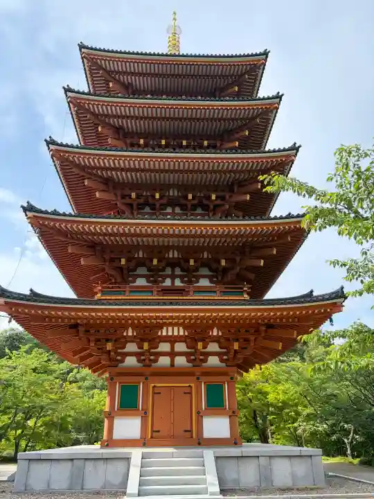 成相寺の{uncategorized: "未分類", other: "その他", undefined: "問題あり", building: "その他建物", grave: "お墓", sacred_gate: "鳥居", guardian: "狛犬", statue: "像", buddha: "仏像", history: "歴史", nature: "自然", garden: "庭園", animal: "動物", pagoda: "塔", temizu: "手水舎", mountain_gate: "山門・神門", sanctuary: "本殿・本堂", subordinate: "末社・摂社", art: "芸術", scenery: "景色", jizo: "地蔵", ema: "絵馬", goshuin: "御朱印", omikuji: "おみくじ", items: "授与品その他", amulet: "お守り", goshuincho: "御朱印帳", eats: "食事", festival: "お祭り", votive_dance: "神楽", shichigosan: "七五三参", wedding: "結婚式", experience: "体験その他", initially: "初詣", around: "周辺", anti_infection: "感染症対策"}