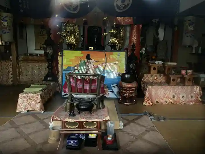 那須与市堂(法楽寺跡)の本殿・本堂