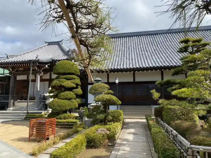 海福寺の{uncategorized: "未分類", other: "その他", undefined: "問題あり", building: "その他建物", grave: "お墓", sacred_gate: "鳥居", guardian: "狛犬", statue: "像", buddha: "仏像", history: "歴史", nature: "自然", garden: "庭園", animal: "動物", pagoda: "塔", temizu: "手水舎", mountain_gate: "山門・神門", sanctuary: "本殿・本堂", subordinate: "末社・摂社", art: "芸術", scenery: "景色", jizo: "地蔵", ema: "絵馬", goshuin: "御朱印", omikuji: "おみくじ", items: "授与品その他", amulet: "お守り", goshuincho: "御朱印帳", eats: "食事", festival: "お祭り", votive_dance: "神楽", shichigosan: "七五三参", wedding: "結婚式", experience: "体験その他", initially: "初詣", around: "周辺", anti_infection: "感染症対策"}