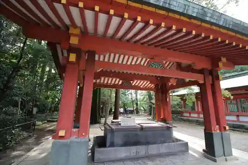 武蔵一宮氷川神社の手水