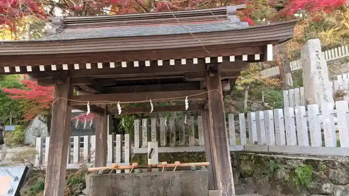 筑波山神社の{uncategorized: "未分類", other: "その他", undefined: "問題あり", building: "その他建物", grave: "お墓", sacred_gate: "鳥居", guardian: "狛犬", statue: "像", buddha: "仏像", history: "歴史", nature: "自然", garden: "庭園", animal: "動物", pagoda: "塔", temizu: "手水舎", mountain_gate: "山門・神門", sanctuary: "本殿・本堂", subordinate: "末社・摂社", art: "芸術", scenery: "景色", jizo: "地蔵", ema: "絵馬", goshuin: "御朱印", omikuji: "おみくじ", items: "授与品その他", amulet: "お守り", goshuincho: "御朱印帳", eats: "食事", festival: "お祭り", votive_dance: "神楽", shichigosan: "七五三参", wedding: "結婚式", experience: "体験その他", initially: "初詣", around: "周辺", anti_infection: "感染症対策"}